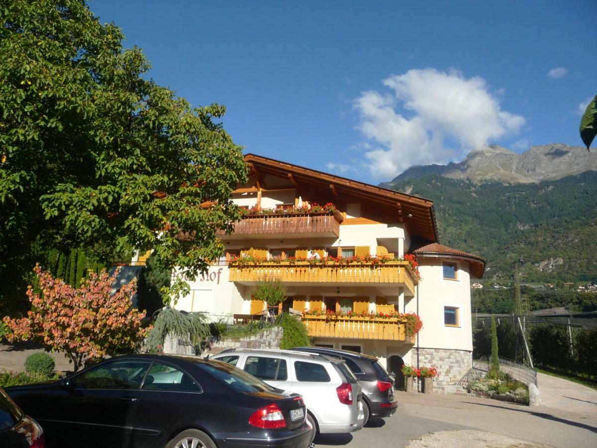 Ferienwohnungen Obermoarhof Algund Buitenkant foto